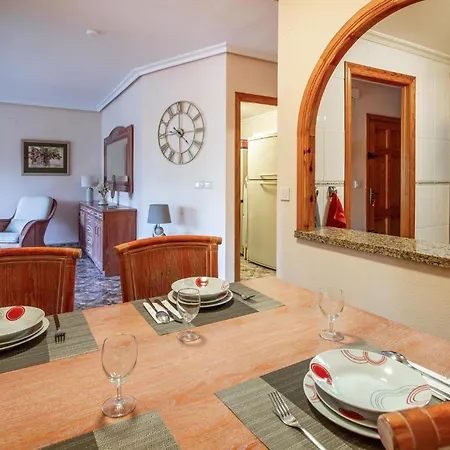 2 Bedroom Lovely Apartment In Torrevieja * 또레비에하